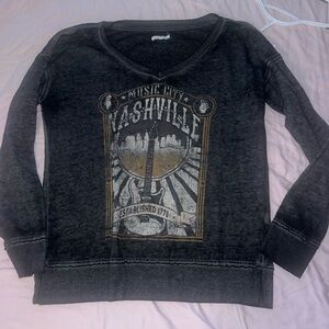 Maurice’s size small. Lightweight sweatshirt. Nashville.